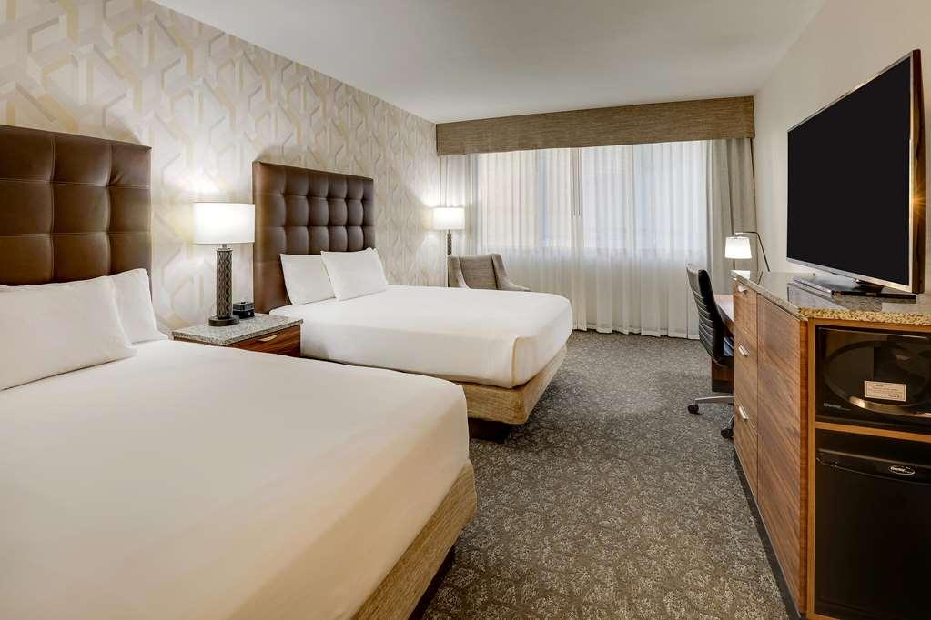 Drury Plaza Hotel Columbus Downtown Стая снимка
